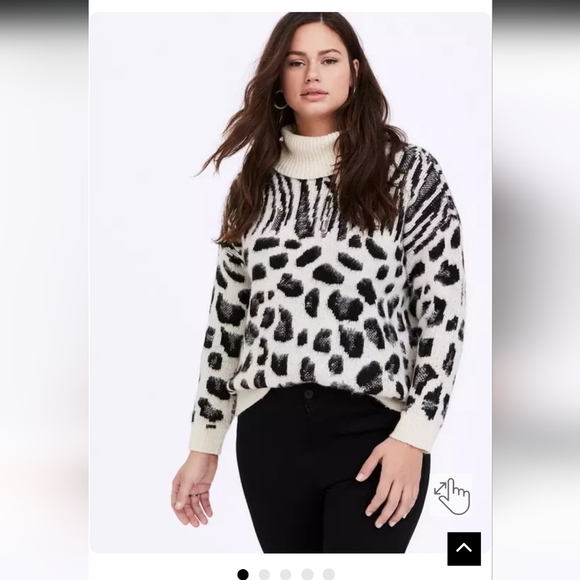 🍁🍂Nwot TORRID 3x White Mixed Animal Print Turtleneck Sweater - Picture 5 of 6